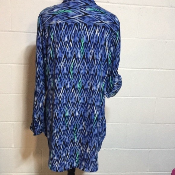 Blue Design L/S or Roll Up Sleeve Blouse Med. - Picture 6 of 7